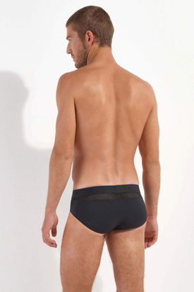 HOM Sports Lab Mini Brief