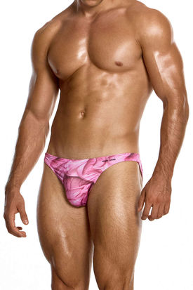 Modus Vivendi Gelato Swim Low Cut Swim Brief - Strawberry