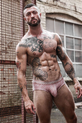 Sukrew Industrial Apex Brief - Diamond