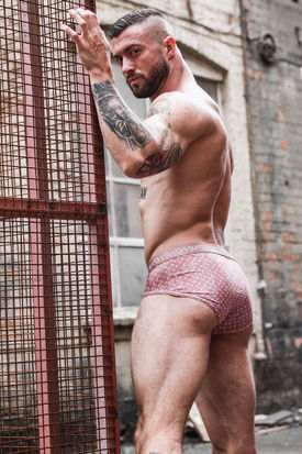 Sukrew Industrial Apex Brief - Diamond