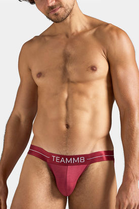 TEAMM8 Icon Sports Brief