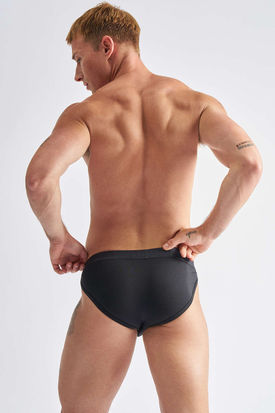 TEAMM8 Reign Sports Brief - Onyx