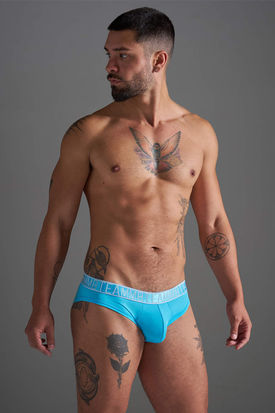 TEAMM8 Shade Brief
