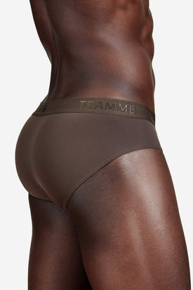 TEAMM8 Skin Brief